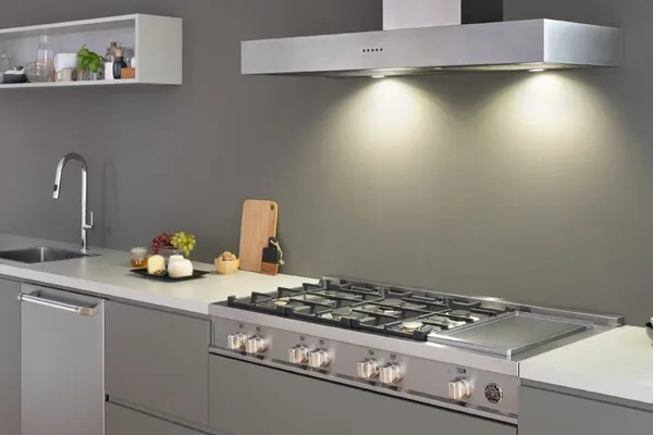 The Bertazzoni MAST366RTXE rangetop in a high-end, modern kitchen 