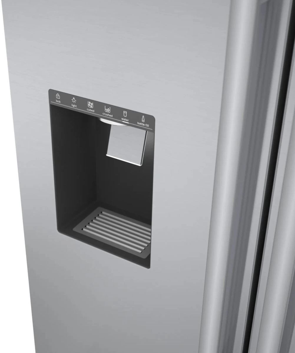 Credit: Bosch A close-up of the Bosch B36FD50SNS water dispenser