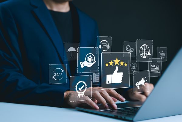 A graphic of online ratings