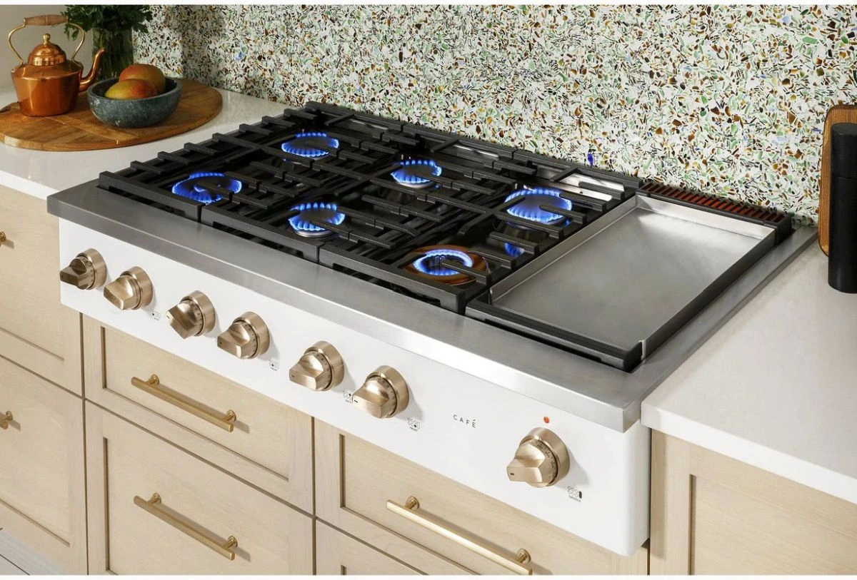 Cafe 48-inch Rangetop Vignette