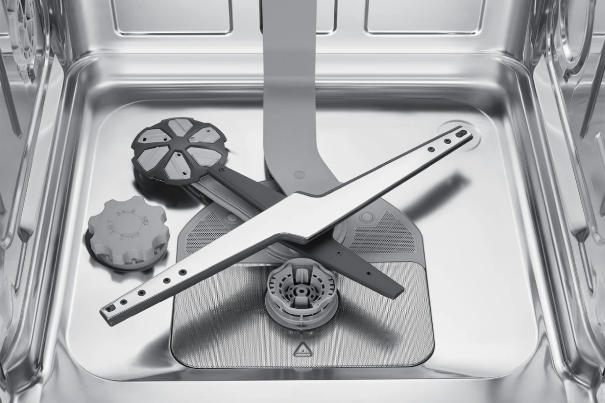 The interior of the Dacor DDW24G9000AP dishwasher interior