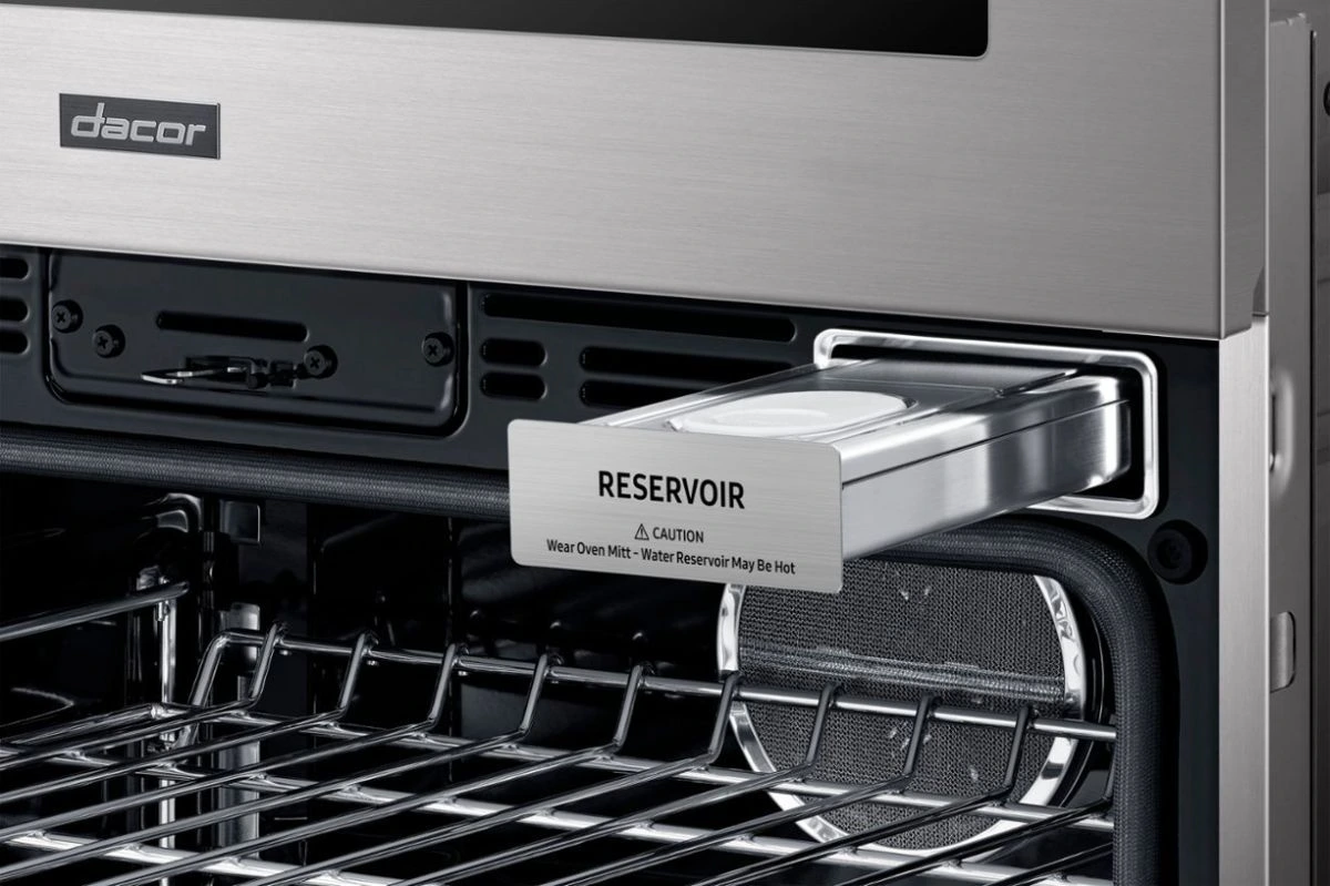 A close-up of the Dacor DOC30T977DS oven water