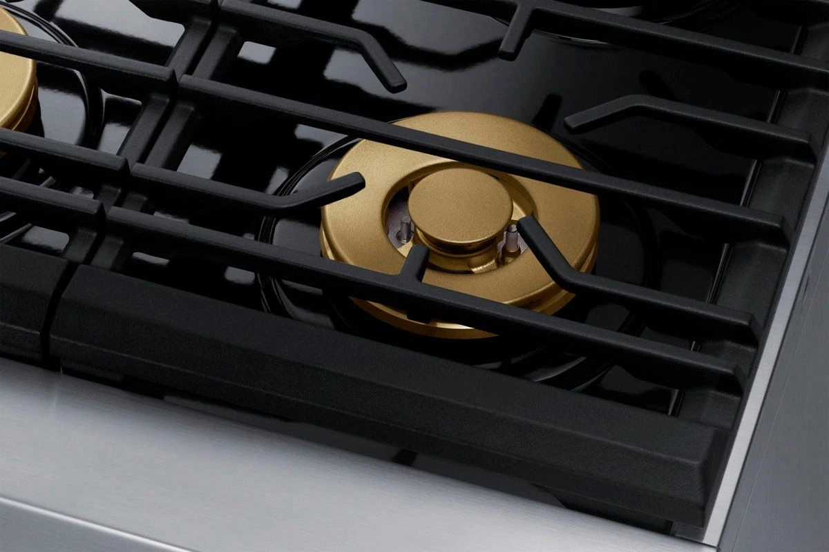 A close-up of the Dacor DOP36T86DLS range burner