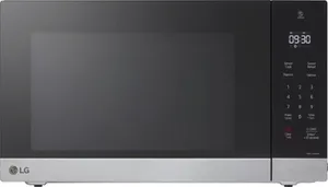 Front view of the LG MSER1590S countertop microwave