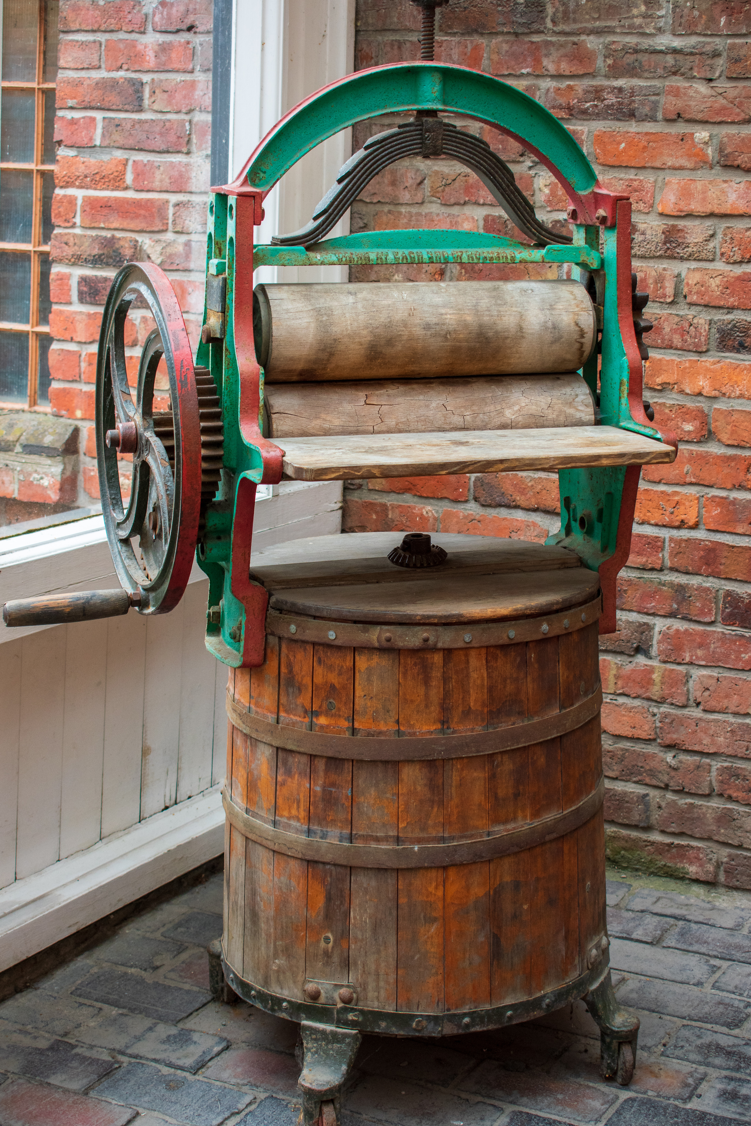 App_Laundry-Tech-Innovations_1.jpg Vintage Victorian washing “machine” with hand crank