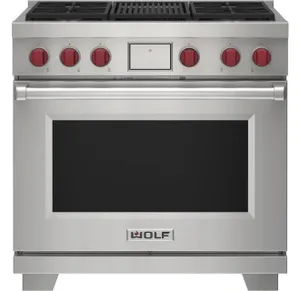 Front view of the Wolf DF36450C_S_P_LP 36” dual fuel range