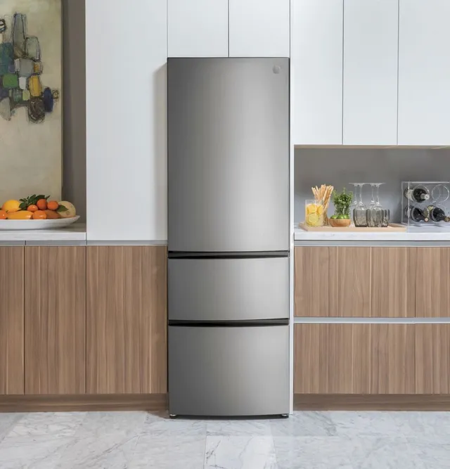 Credit: GE The GE GLE12HSPSS apartment refrigerator installed in a kitchen