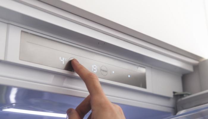 Manually set the internal temperature of your refrigerator.