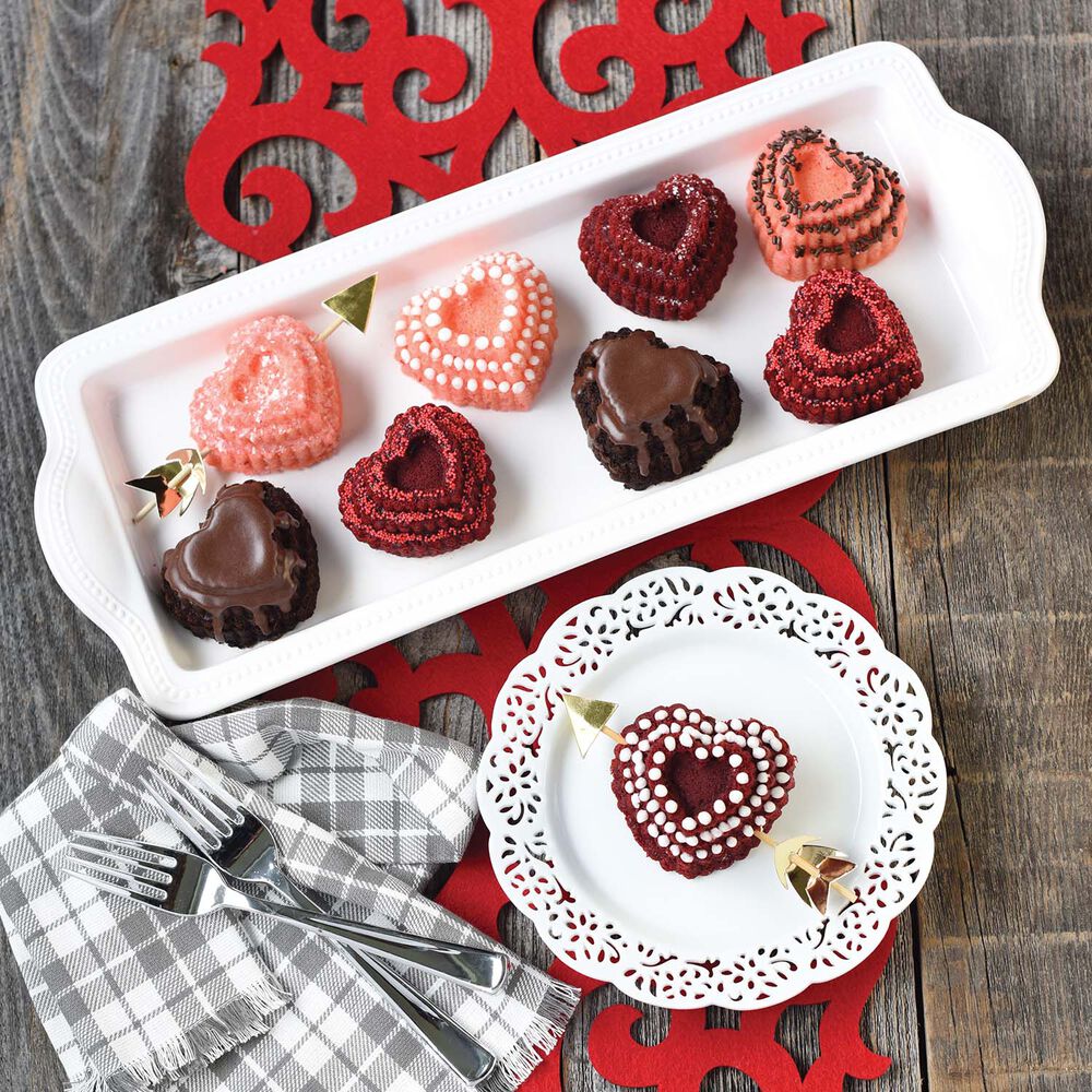 Sur la Table Tiered Heart Cakelet Pan