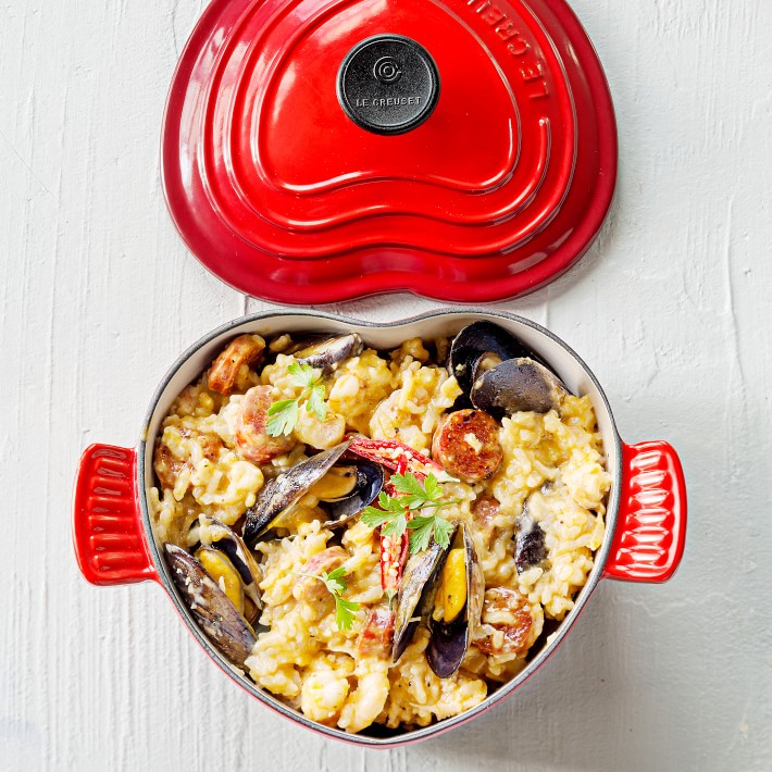 Williams-Sonoma Iron Heart Cast Iron Dutch Oven