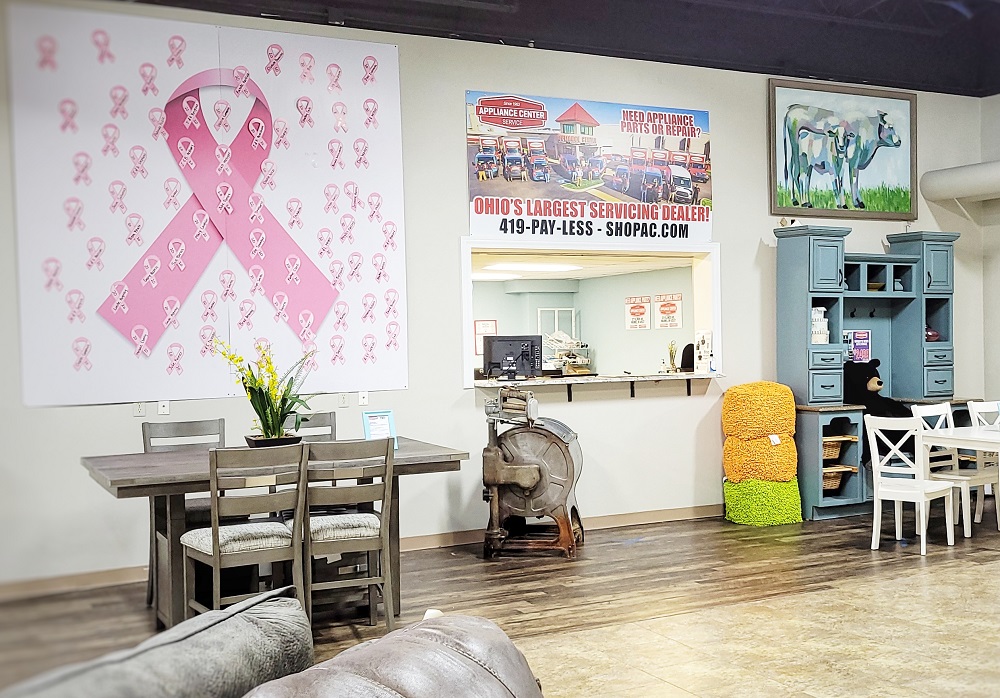 Wide shot of Appliance Center Service Center