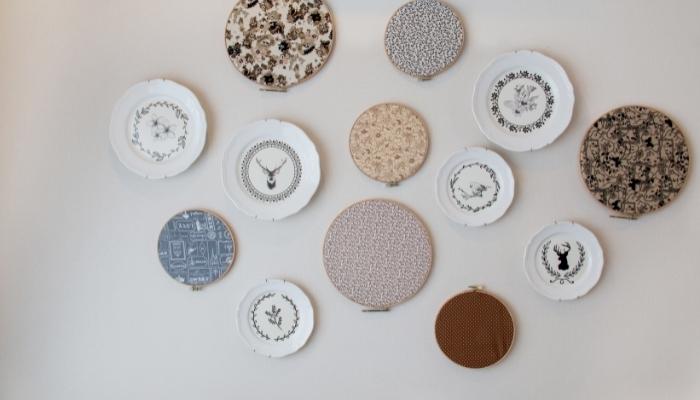 Furn_National-Old-Stuff-Day_1.jpg Decorative plates on a wall