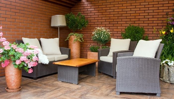 Furn_Protect-Outdoor-Furniture_1.jpg Outdoor furniture under extended eaves