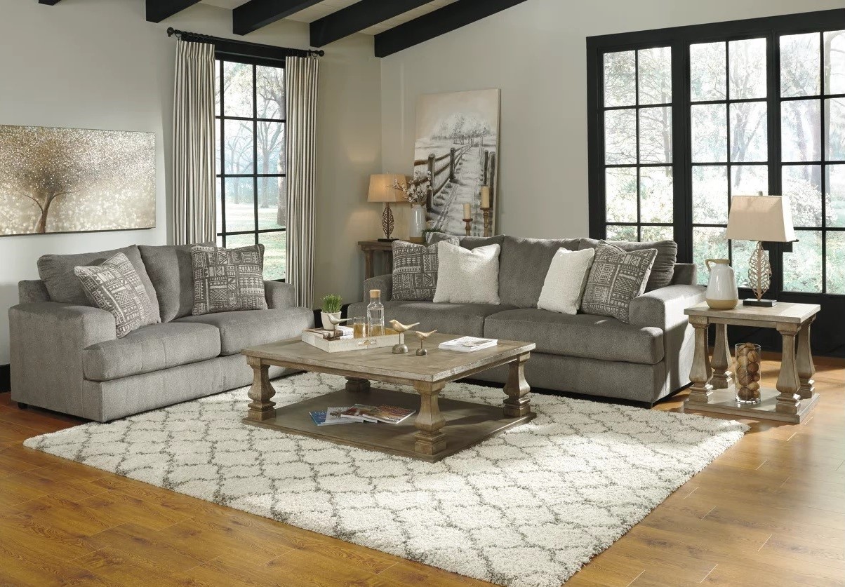 England Furniture vs Ashley Furniture Chain England Furniture vs Ashley Furniture Chain