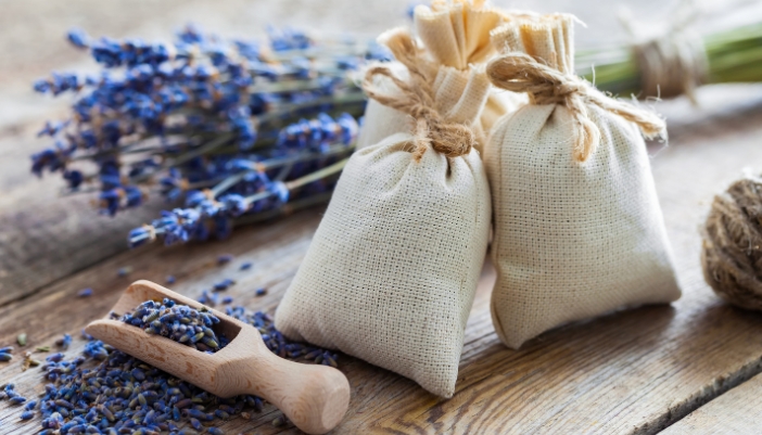 Matt_DIY-Aromatherapy-Solutions_2.jpg Closeup of scented sachets