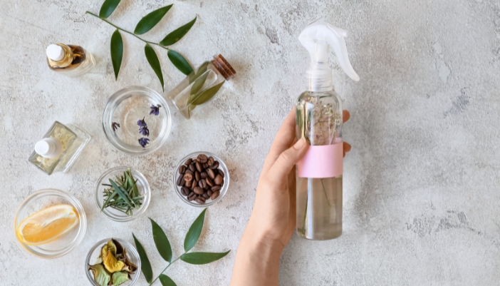 Matt_DIY-Aromatherapy-Solutions_4.jpg Closeup of a homemade room spray