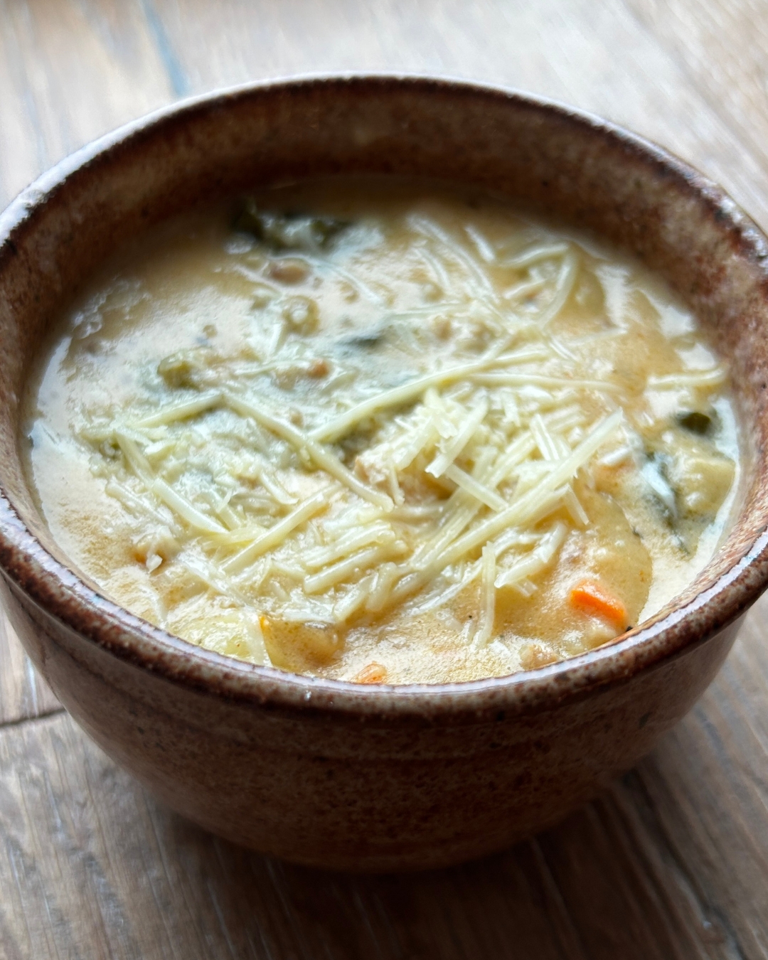 bowl of creamy garlic gnocchi soup
