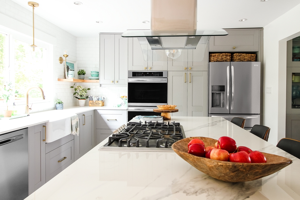 White themed kitchen with Frigidaire appliances