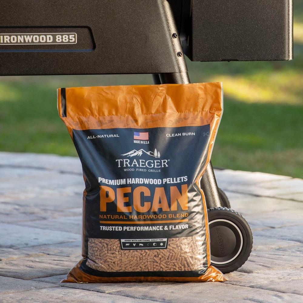 Bag of Trager Pecan BBQ wood pellets 