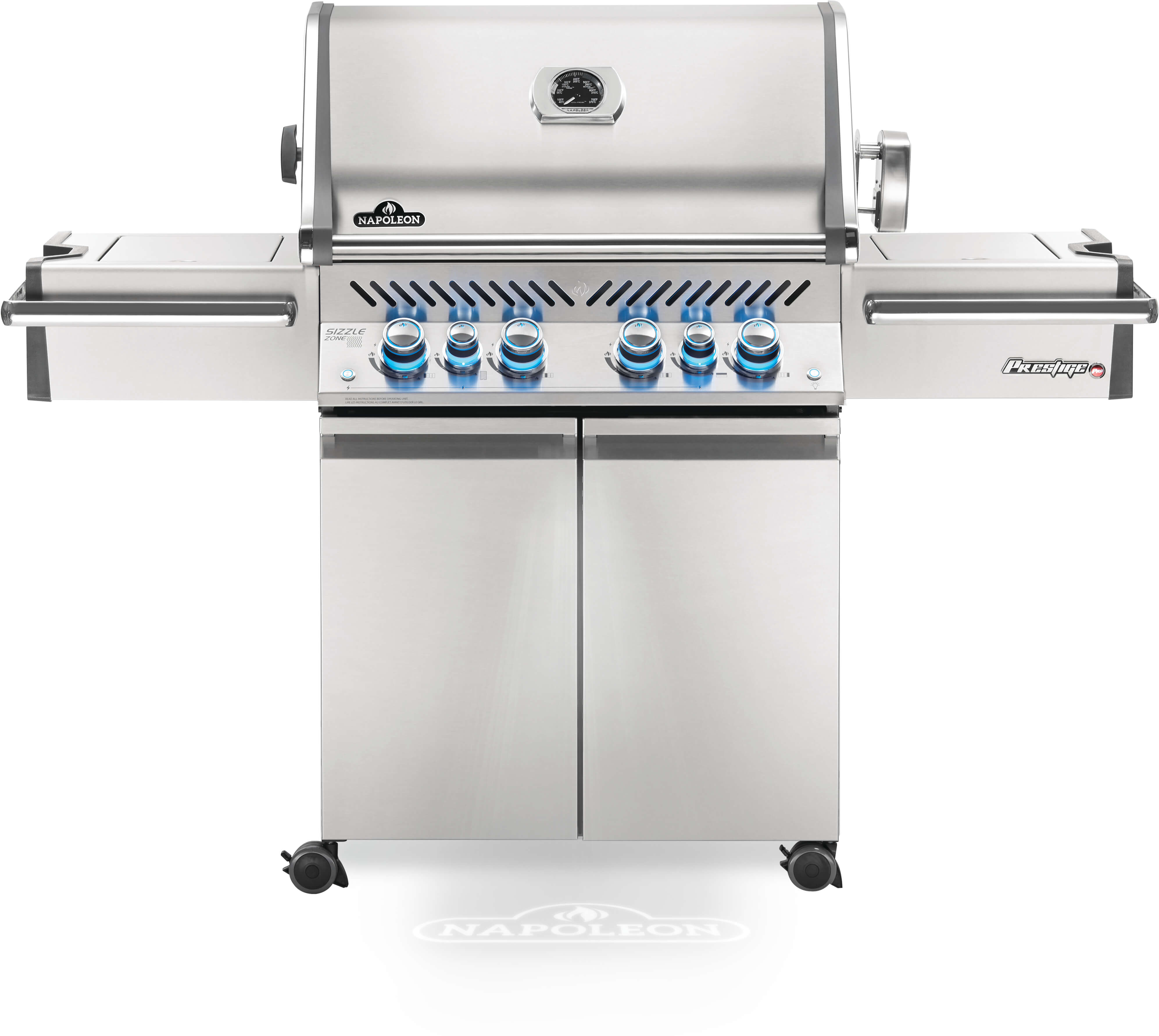 Front view of Napoleon Prestige PRO 500 grill
