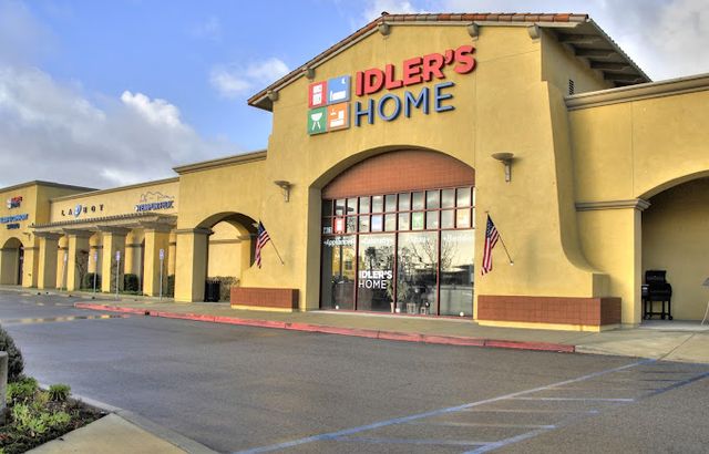 Front view of Idler's Paso Robles storefront