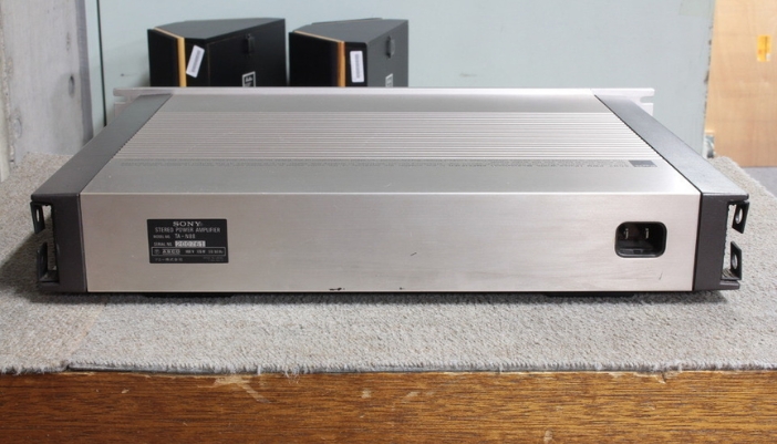 image of a Sony TA-88, released in 1977.