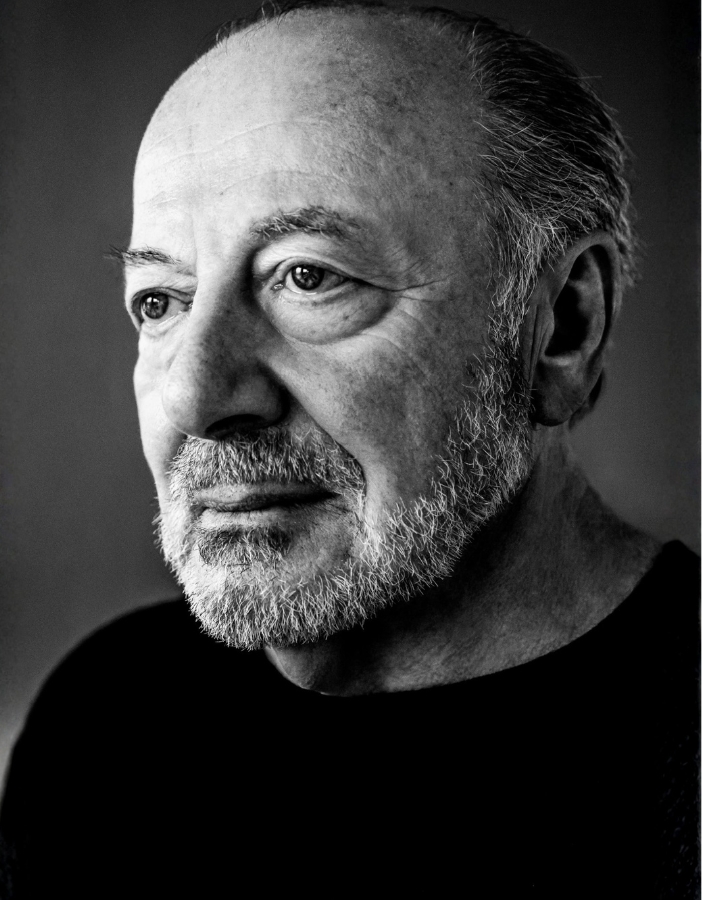 A headshot of Dan Dagostino