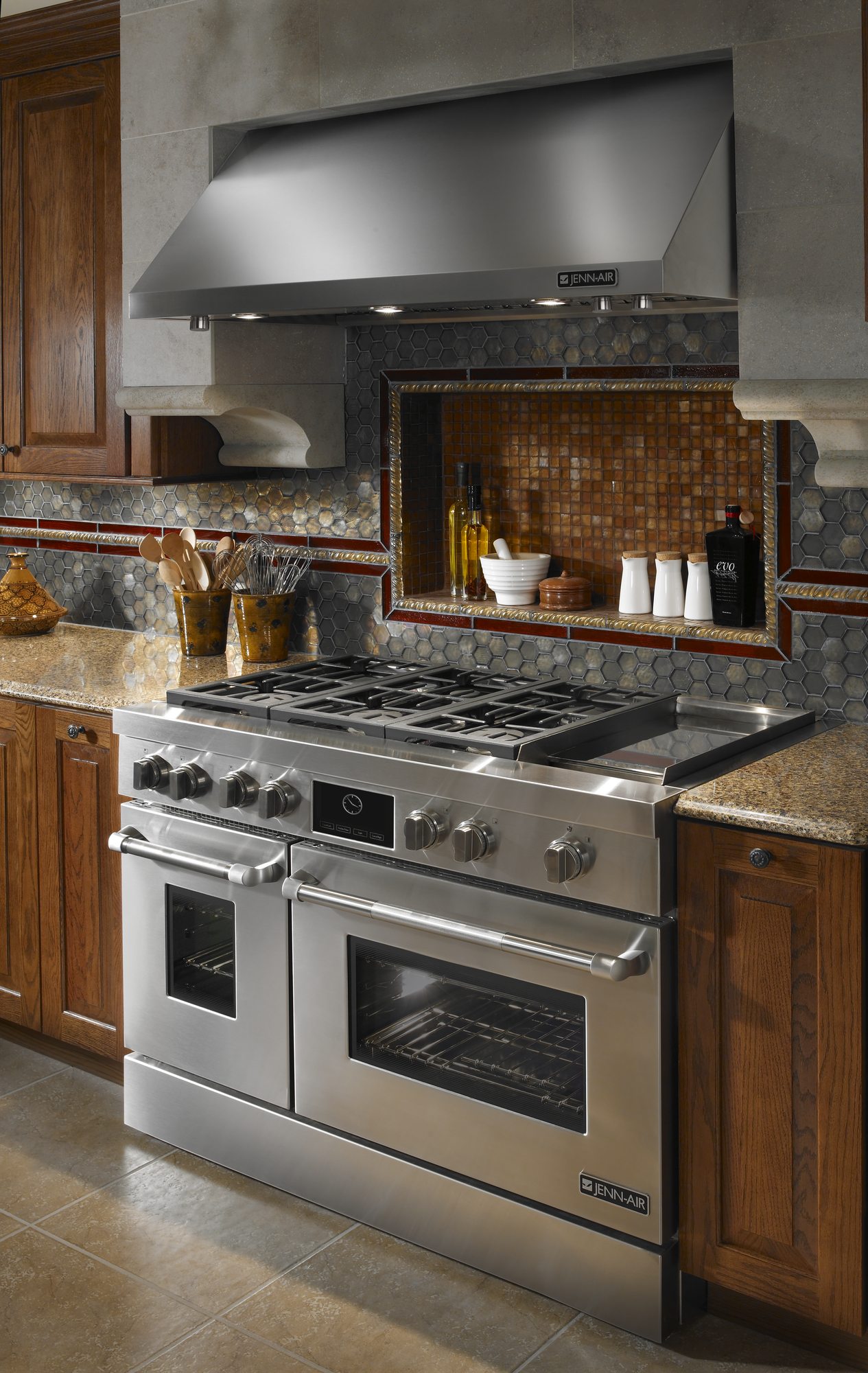 JennAir 36-inch pro-style range JennAir 36-inch pro-style range