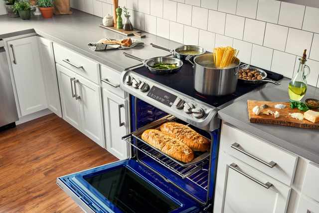Gas vs Electric Ovens Gas vs Electric Ovens