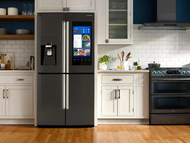 Samsung Family Hub Four Door Refrigerator Lifestyle Samsung Family Hub Four Door Refrigerator Lifestyle