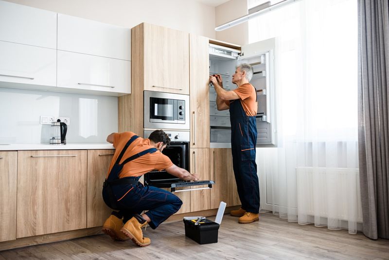 Service Repair Technicians