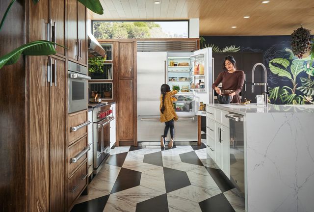 Sub-Zero Kitchen Appliances