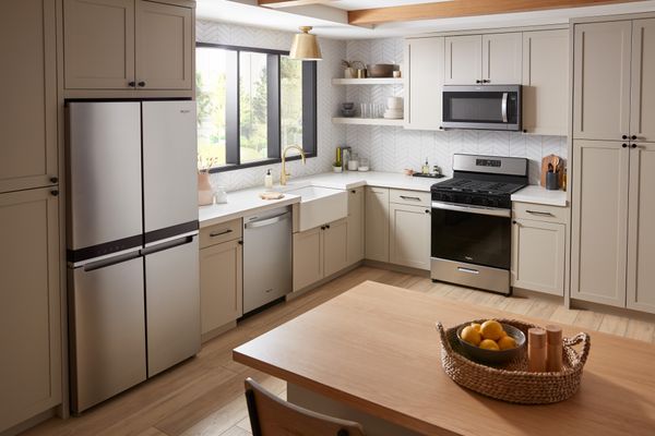 Whirlpool up to $300 Fit Guarantee Rebate Banner