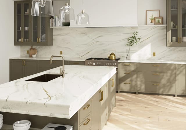 View of a modern kitchen with an island with an undermount kitchen sink