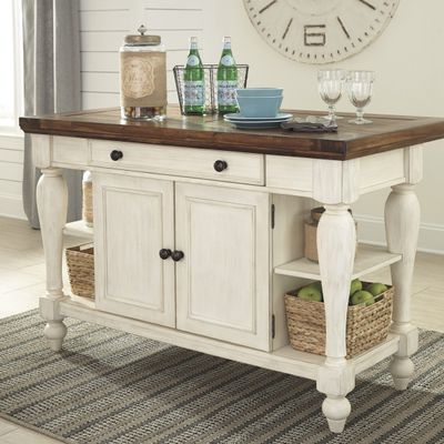 Lit superposé, armoire de rangement et penderie, fauteuil poire fabriqué au Québec avec coussins variés