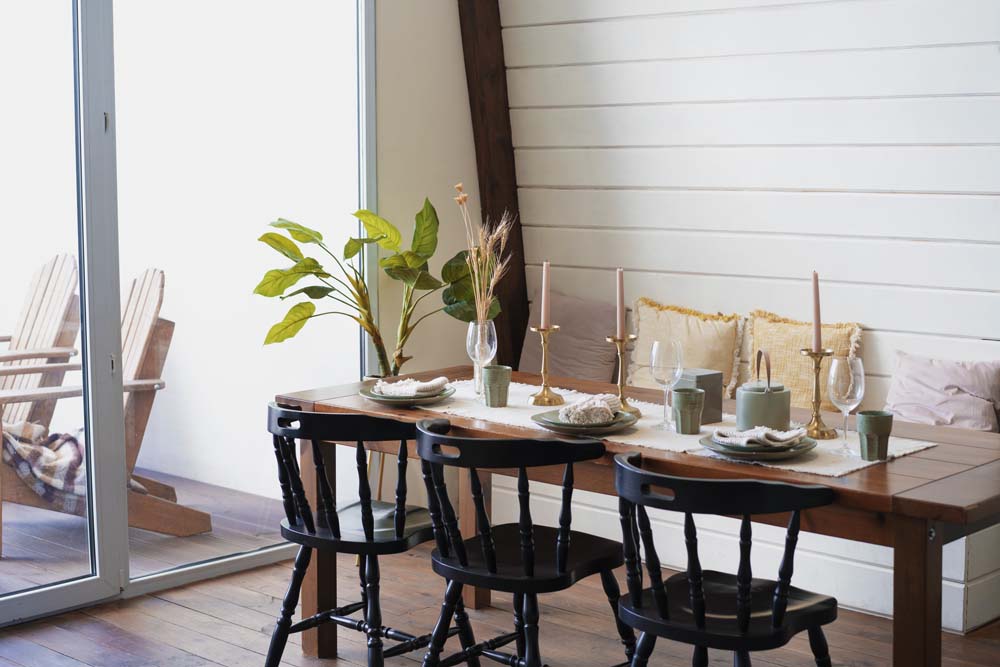 all white kitchen with modern bench seating option