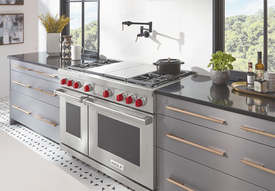 Professional Range Buyers Guide | Grand Appliance and TV