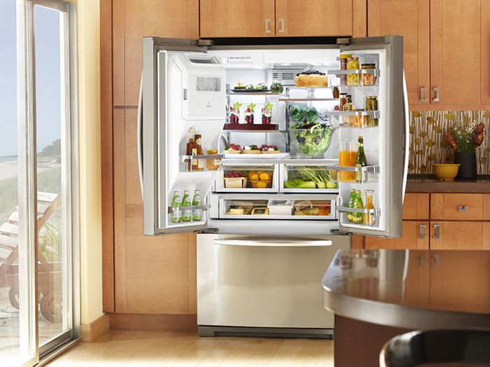 Exterior Dispenser vs. Interior Dispenser on Refrigerators