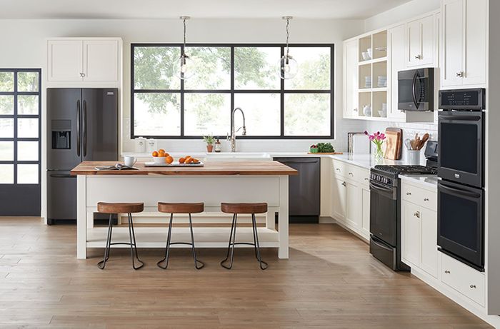 Efficiency and Class with Frigidaire Black Stainless Steel Major Appliances