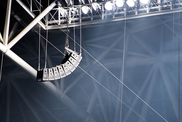 Expanding Your Home Theater? Learn About Line Source Speakers