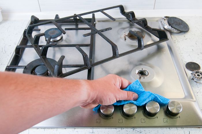 Tips And Tricks To Make Cleaning Your Cooktop A Breeze Direct