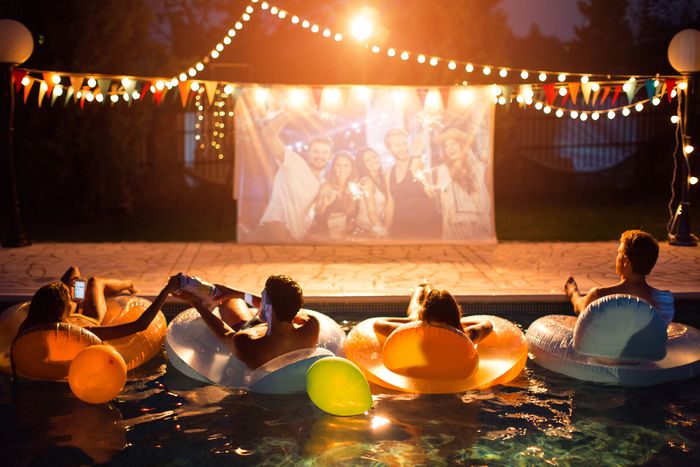 4 Things to Think About When Looking at Projectors