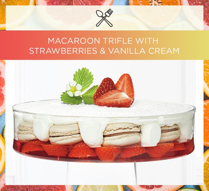 Macaroon Trifle with Strawberries & Vanilla Cream