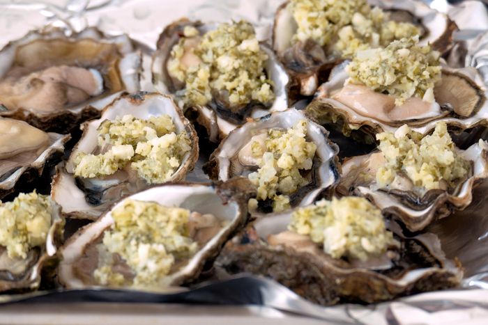 4 Ways to Cook Oysters with a Frigidaire Gallery Range for Oyster Day 