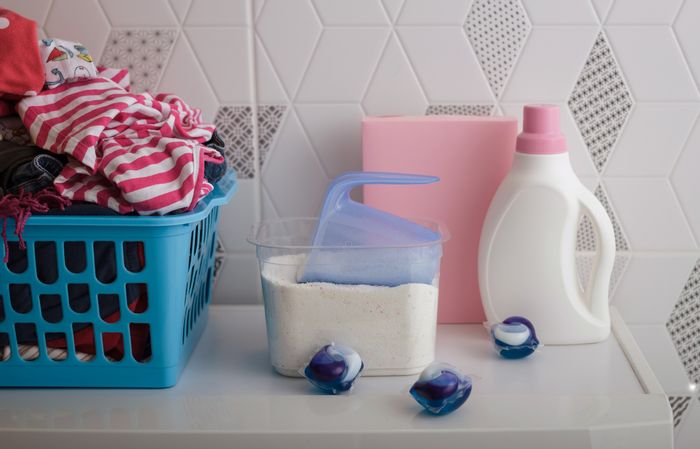 laundry room with liquid, powder, and pod detergent option