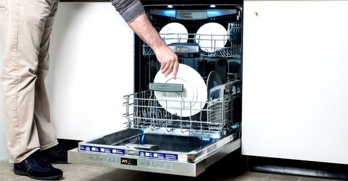 Bosch Benchmark SHP88PW55N vs. Asko DBI664THXXLS Dishwashers