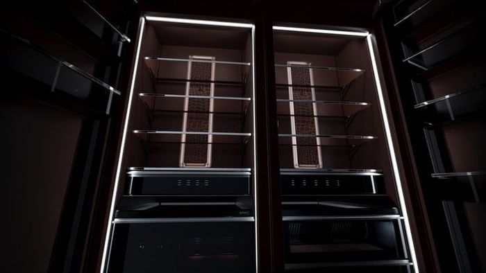 The New JennAir Obsidian Interior Columns