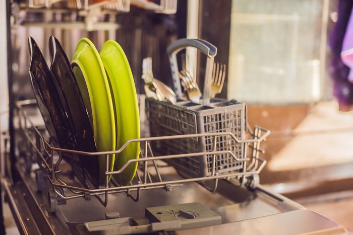 How to Prevent Mold in Dish Drying Racks: Expert Tips