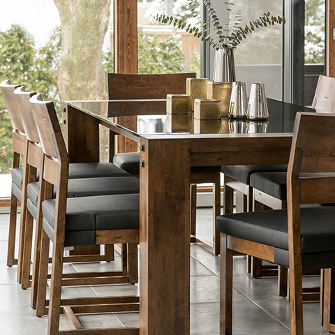 Canadel dining room