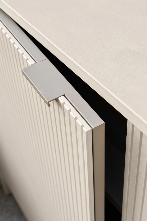 outdoor kitchen cabinet detail shot